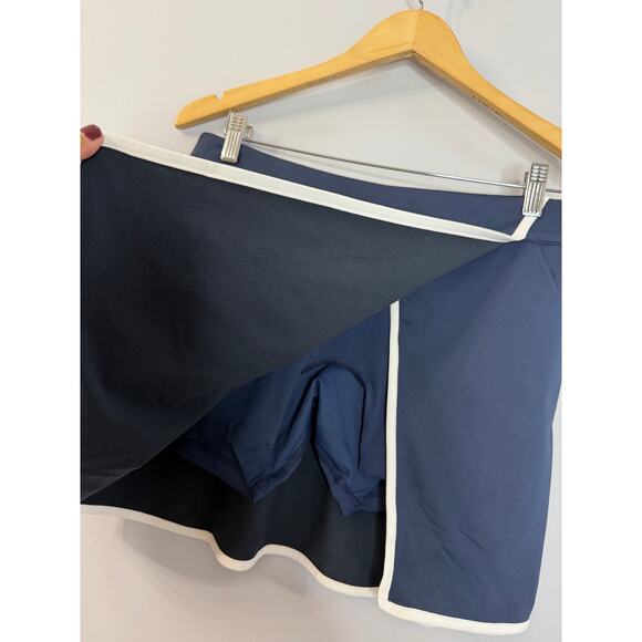 Peter Millar Charlotte Slit Skort Navy White Performance Golf Tennis Sz XS New - Picture 7 of 14